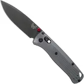 Benchmade Coltello pieghevole Bugout M390 Black Cerakote, grey sunburst aluminum