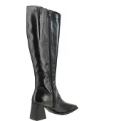 Vagabond SHOEMAKERS Stivale 'Hedda' nero