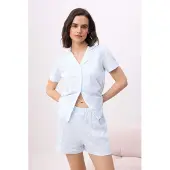 Trendyol Shorty blu pastello / bianco