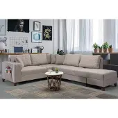 AEA Wunderschönes Ecksofa mit klaren Formen und weicher Polsterung