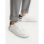 GUESS sneakers da uomo con inserto in suede a contrasto colore sul retro bianco nero | Taglia 43