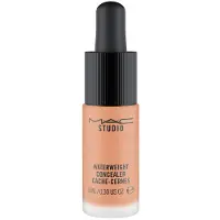 MAC Studio Waterweight Correttore Liquido NW35 9 ml — Correttore liquido