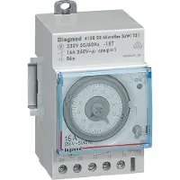 Legrand MicroRex T31 Su/Wi Plug&Play, timer giornaliero, impostazione automatica dell'ora all'accensione, 1 pz.