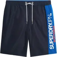 Superdry per uomo. M3010229A Costume sportivo realizzato in materiale marino riciclato (L), Beachwear, Polister riciclato, Sostenibile, Navy