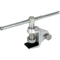 Dehn Morsetto a fresa con messa a terra per profili piatti -30 mm con manopola a vite per raccordo PK1 792030