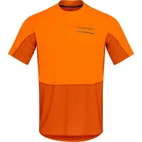 Norrøna - T-shirt a maniche corte da trail running - Senja Equaliser Lightweight T-Shirt M'S Exuberance per Uomo in Poliestere Riciclato - Taglia S - Arancione