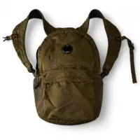 C.P. Company per uomo. RCCMAC737A005269G Zaino in nylon con lente verde B (OSFA), Casual