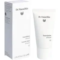Dr. Hauschka Fondotinta Nutriente Con Pigmenti Minerali 02 Mandorla 30 ml — Fondotinta