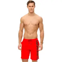 Superdry per uomo. M3010238A Classico costume da bagno rosso (M), Beachwear, Polister riciclato, Sostenibile