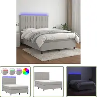 The Living Store Letto a molle con materasso e LED in tessuto grigio chiaro 140x200 cm