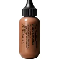 MAC Studio Radiance Fondotinta Viso Corpo Radiant Sheer W5 50 ml — Fondotinta