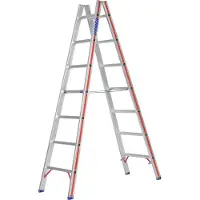 Hymer Scala a pioli , accessibile da entrambi i lati, 2x7 pioli, altezza verticale 2,00 m, altezza massima 3,36 m, peso 7,8 kg