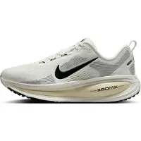 Nike Running - Scarpe da Running - Vomero 18 W Summit White/Black per Donne - Taglia 39 - Bianco