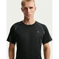 Nike ACG ACG Wildsee Dri-FIT Short-Sleeve Base Layer Maglia funzionale Uomo (M, nero)