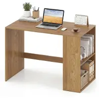 Costway Scrivania con vano portaoggetti, scrivania per computer con 2 mensole laterali aperte, scrivania da ufficio con ampio piano di lavoro, scrivania per PC salvaspazio, 112x60x75 cm