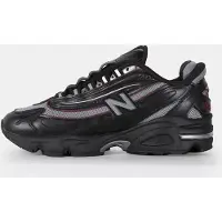 New Balance 1000 Black Taglia: 42 | Sneakers Outlet | Uomo | Nero