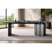 Xl Moebel Gmbh Scrivania di design con elegante piano in marmo e look raffinato