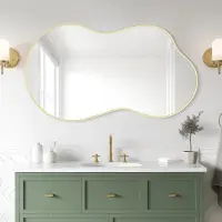 StarTech.com Specchio da parete a forma di nuvola - Specchio da bagno asimmetrico - 116x66 cm - Specchio ingranditore - Specchio decorativo moderno - Cornice in metallo dorata