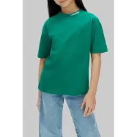 Calvin Klein Unisex Logo Embroidery Ss T-shirt Lush Meadow Taglia: 16 | T-shirt Outlet | Unisex