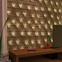 Inda 100 LED a luce netta bianco caldo per interni ed esterni a batteria con funzione timer