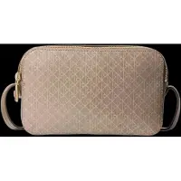 Calvin Klein Emblem All-over Print Elongated Bag Desert Taupe Taglia: OS | Borse a mano Outlet | Donna | Nero