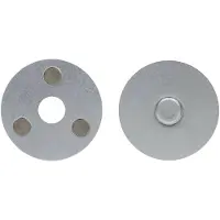 Smartwares Fissare i rilevatori di fumo senza forare con il cuscinetto adesivo e il supporto magnetico