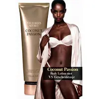 Victoria's Secret Velvet Petals Shimmer Lozione corpo 236ml