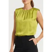 Guess Marciano By Joana Sl Top Kiwi Light Green Taglia: 42 | Magliette intime Outlet | Donna | Verde