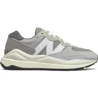New Balance 5740 Rain Cloud Taglia: 38 | Scarpe outdoor Outlet | Uomo