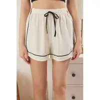 Trendyol Pantaloncini da pigiama écru / nero