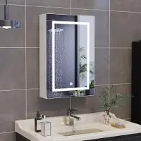Moonbite Specchio da bagno con illuminazione a LED, dimensioni 50 x 70 cm, dotato di interruttore touch e luminosità regolabile, colore bianco