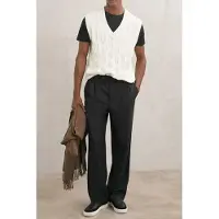 Reiss Sleeveless V Neck Cable Vest Winter White Taglia: M | Cardigan Outlet | Uomo | Bianco