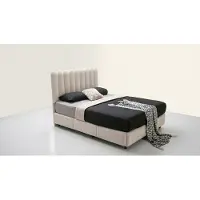JVmoebel Letto con testiera. Comodo, elegante, spazioso, morbido, bianco, pratico
