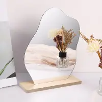 Dripio Specchio da trucco in acrilico con base in legno, 24,5x19 cm, dal design decorativo