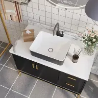 StarTech.com Lavabo da appoggio - DV-1V0001 - Vetroceramica - Rettangolare - 47,5 x 37,5 x 13 cm - Senza foro per rubinetto - Smaltato - Esterno nero/Interno bianco