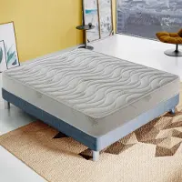 MaterassieDoghe Materasso 90x200 cm, Alto 25 cm, in Schiuma HR, Ortopedico e Indeformabile Rigidità H2, Reversibile Lato Estate/Inverno, 100% Italy