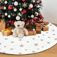 Equivera Coperta albero di Natale 120 cm - Coperta natalizia bianca con peluche - Con stelle d'argento - Finitura elegante per il tuo albero di Natale